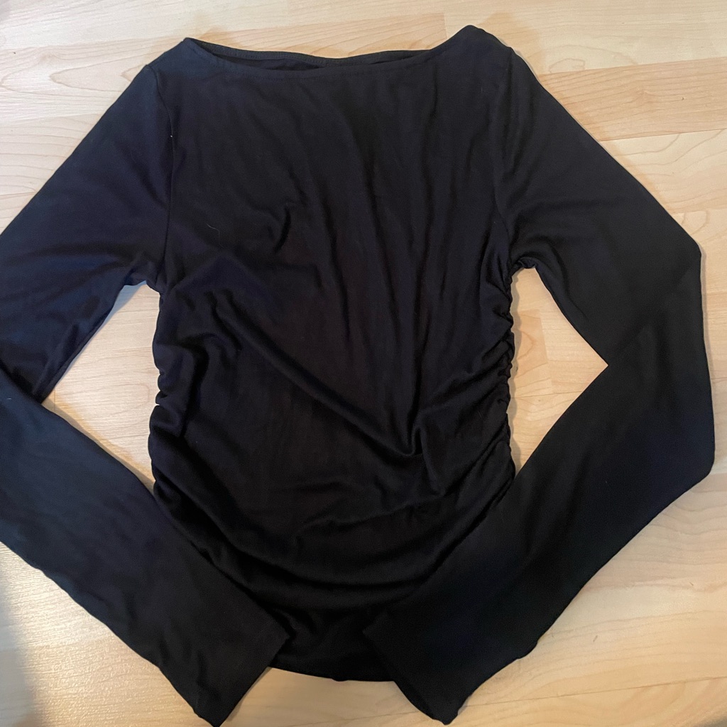H&M Rouched Tee